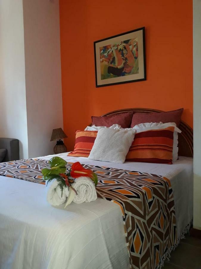 Pereybere Marlin Studio Apartment Pereybere Beach Екстериор снимка